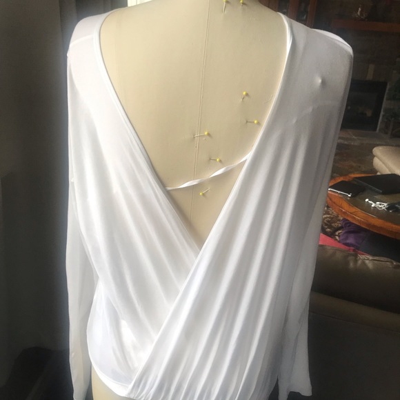 Nike top wrap back size L - Picture 3 of 3